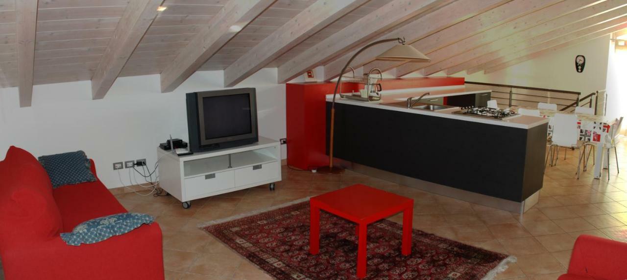 Casa Alice Apartment Torbole Sul Garda Bagian luar foto