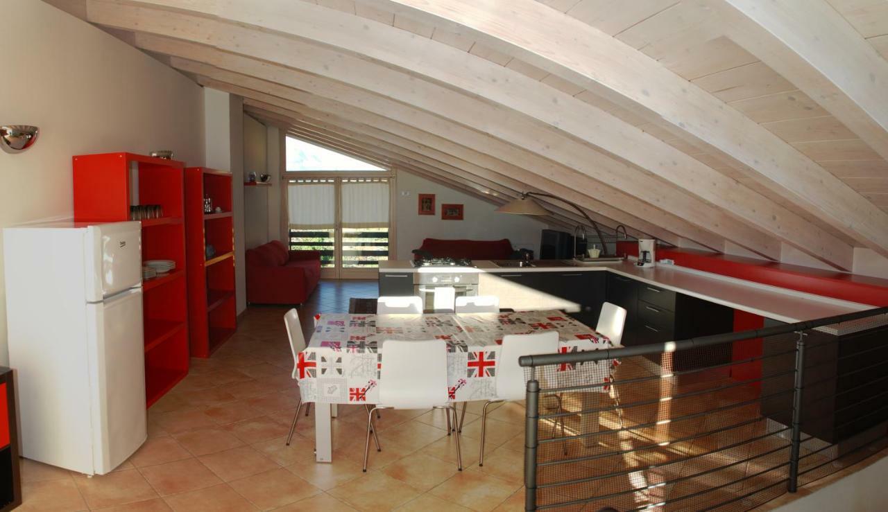 Casa Alice Apartment Torbole Sul Garda Bagian luar foto