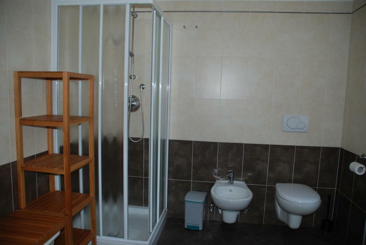 Casa Alice Apartment Torbole Sul Garda Bagian luar foto